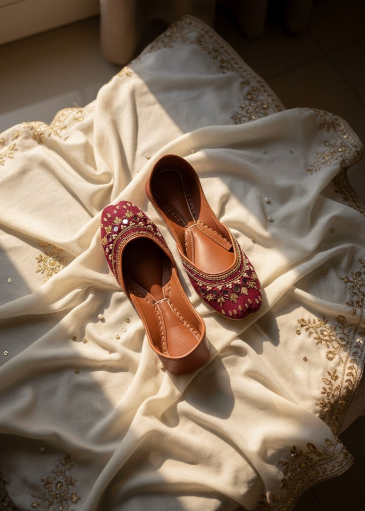 Maroon Leather Mojari for Women Online in Sri Lanka India Australia