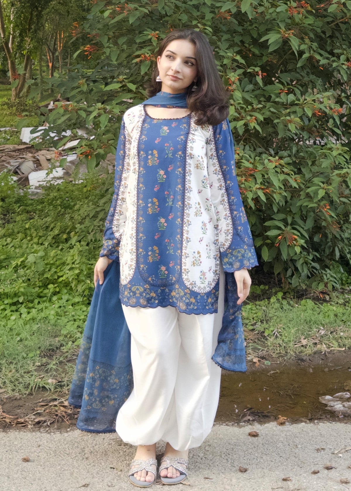 Multi Color Printed Raw Silk Salwar Kameez Online in KSA Riyadh Saudi Arabia Oman Bahrain Qatar