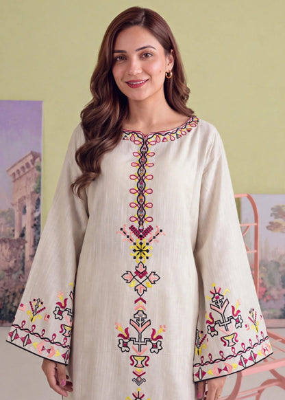 Off-White Embroidered Khaddar Pakistani Suit Online in KSA Riyadh Saudi Arabia Oman Bahrain Qatar