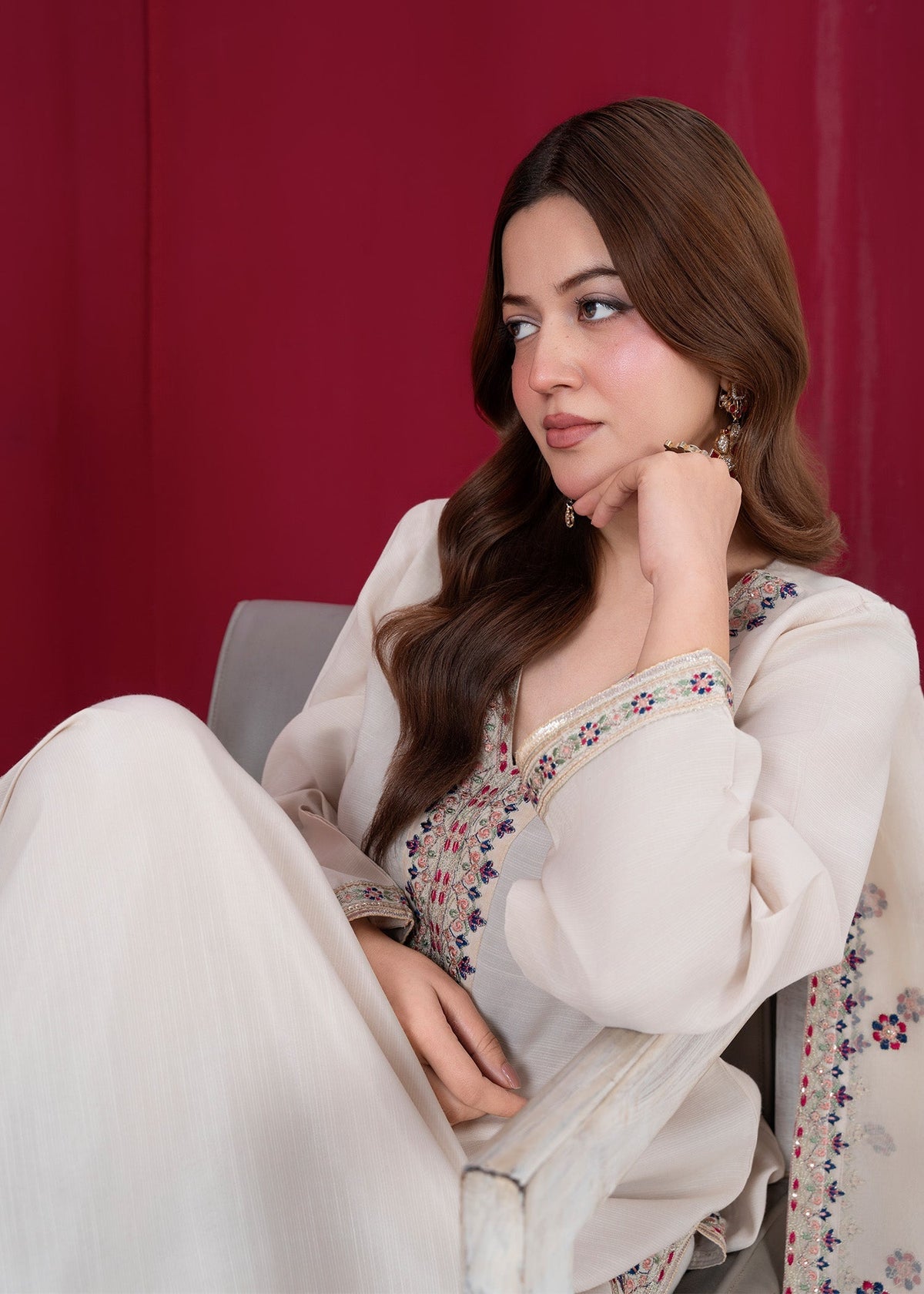 Off-White Embroidered Raw Silk Partywear Salwar Suit Online in KSA Riyadh Saudi Arabia Oman Bahrain Qatar