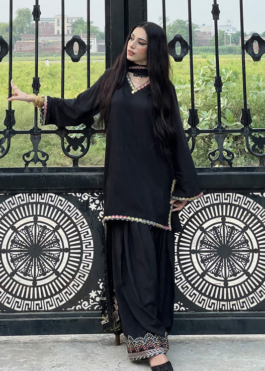 Pakistani Designer Black Raw Silk Salwar Kameez Online in KSA Riyadh Saudi Arabia Oman Bahrain Qatar