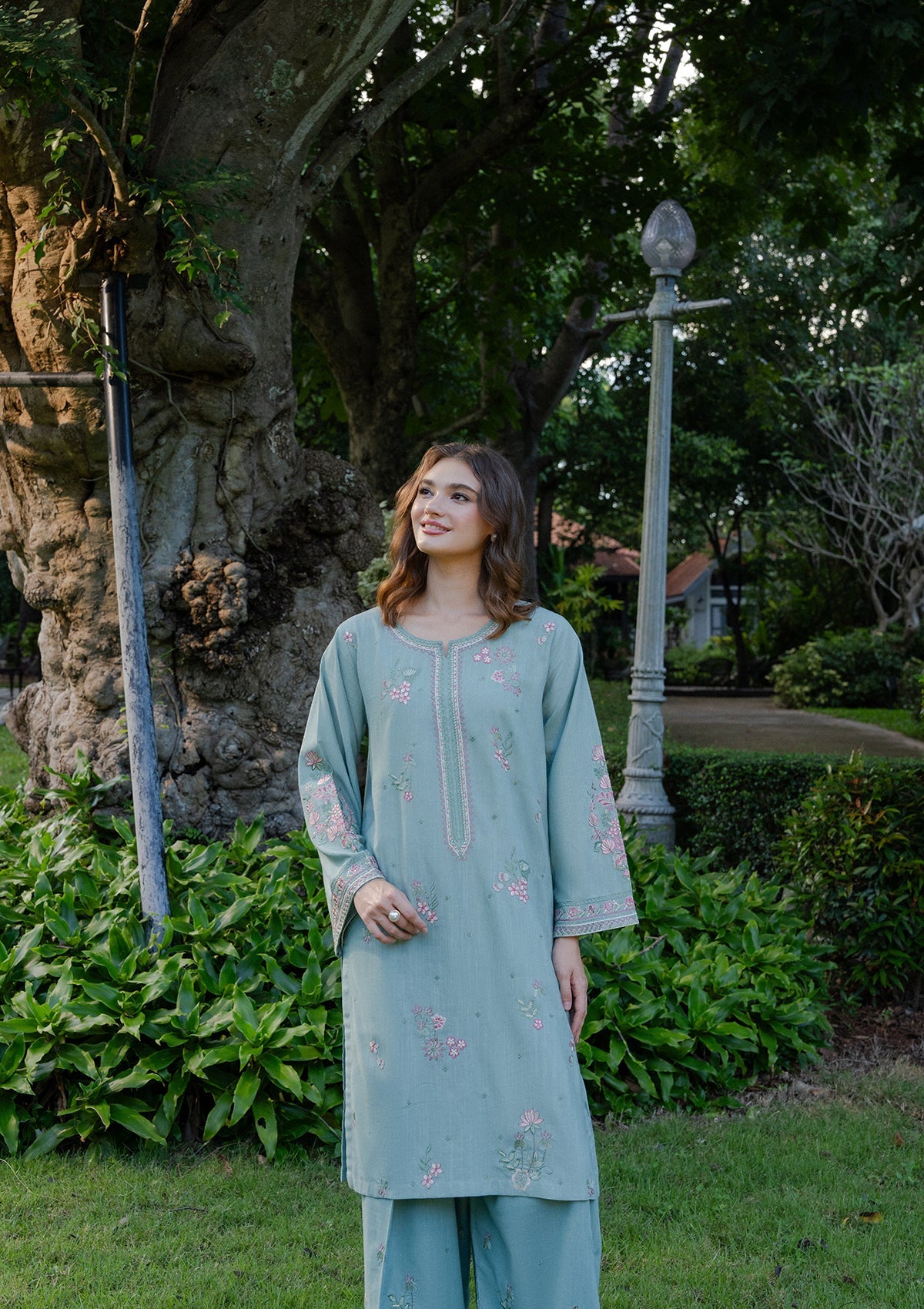 Pakistani Designer Khaddar Kurta Set Online in KSA Riyadh Saudi Arabia Oman Bahrain Qatar