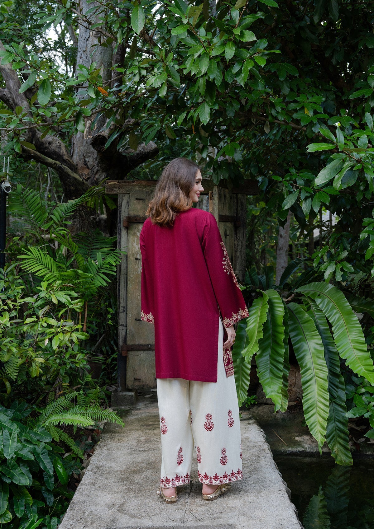 Pakistani Designer Maroon Khaddar Kurta Set Online in KSA Riyadh Saudi Arabia Oman Bahrain Qatar