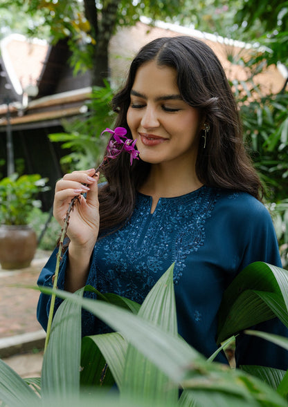 Pakistani Winter Wear Embroidered Khaddar 2 Piece Suit Online in Sri Lanka India Australia