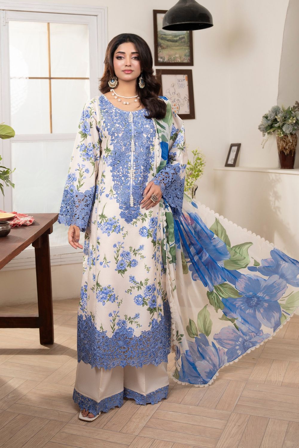 Ivory Embroidered Lawn Ladies Suit Online in Dubai UAE Abudhabi Ajman Sharjah