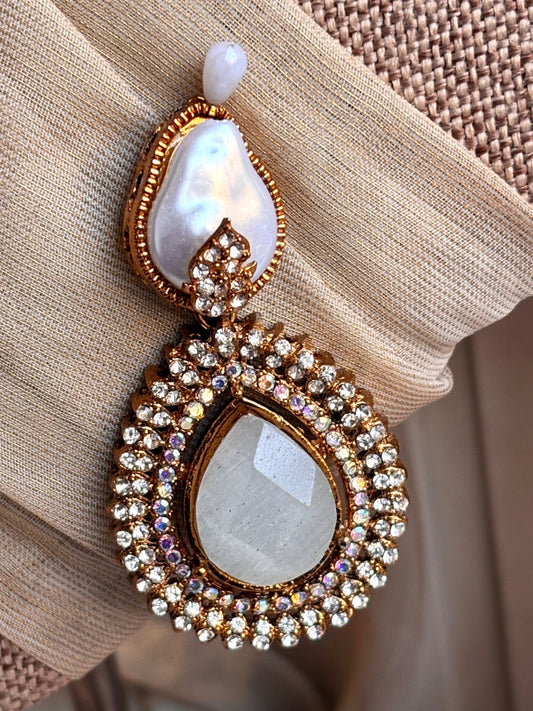 Ivory Glow Bridal Jewellery Set Online in KSA Riyadh Saudi Arabia Oman Bahrain Qatar