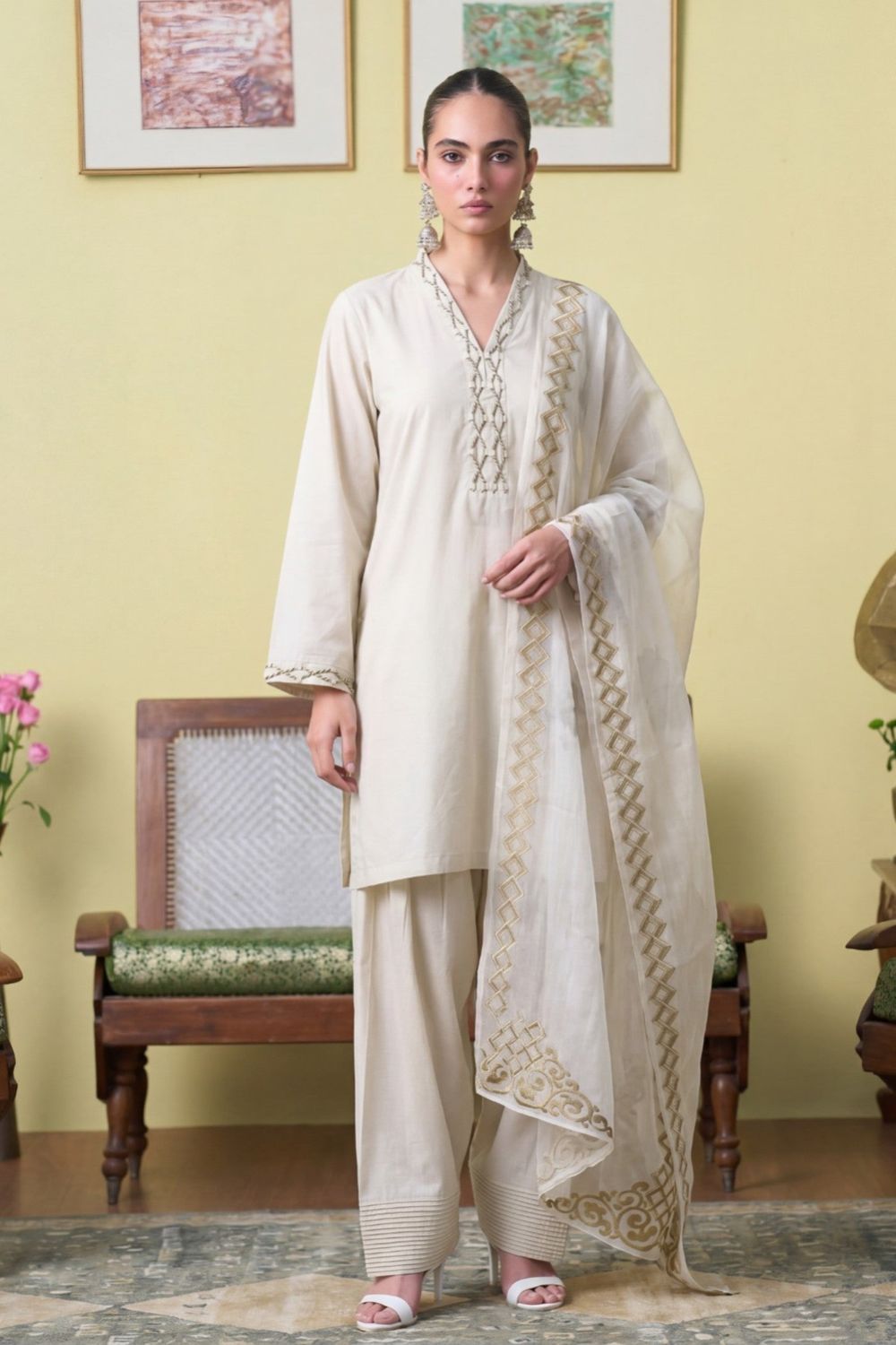 Ivory Lacework Lawn Pakistani Suit Online in Dubai UAE Abudhabi Ajman Sharjah