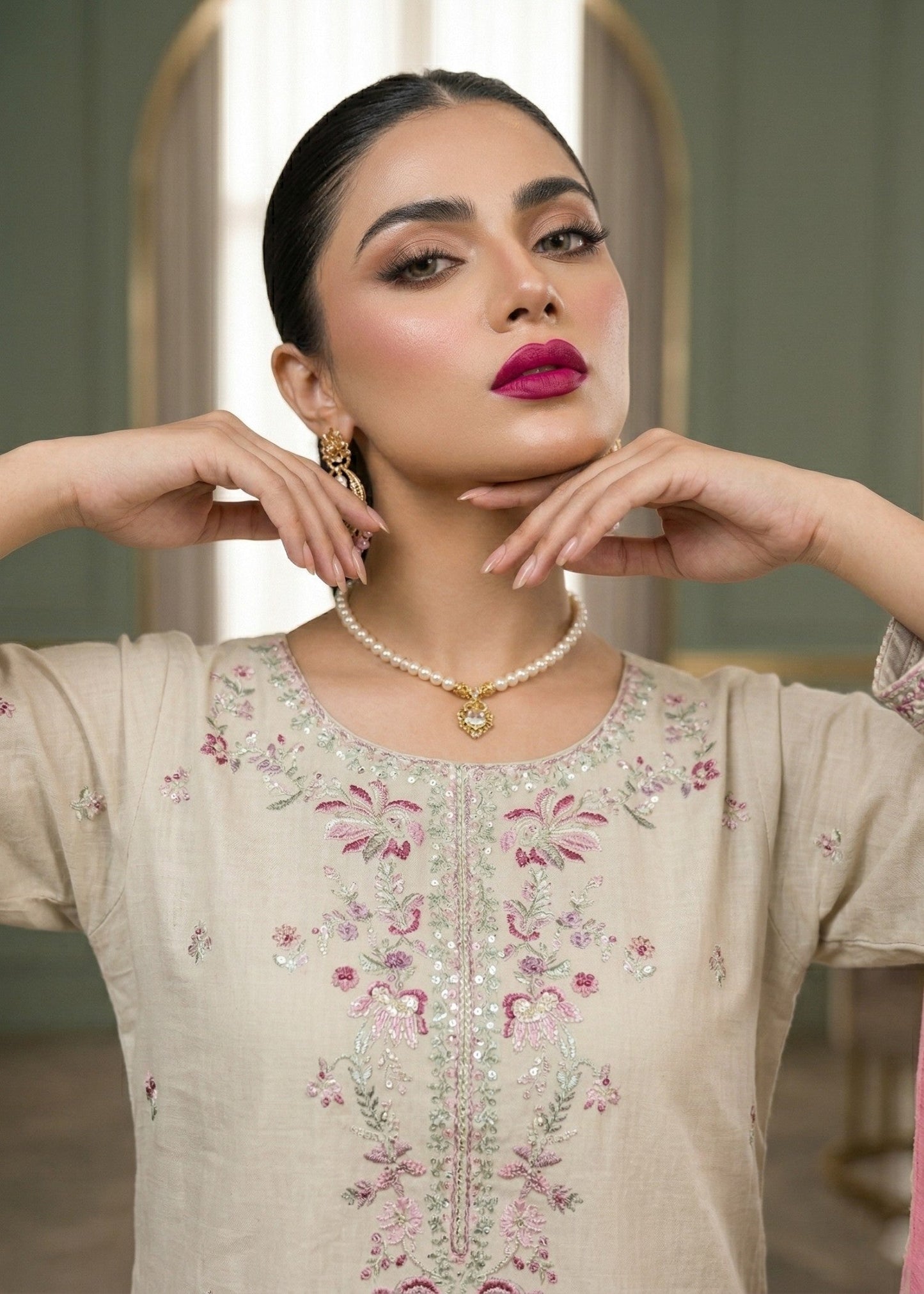 Ivory Lawn Embroidered Pakistani Suit Online in KSA Riyadh Saudi Arabia Oman Bahrain Qatar