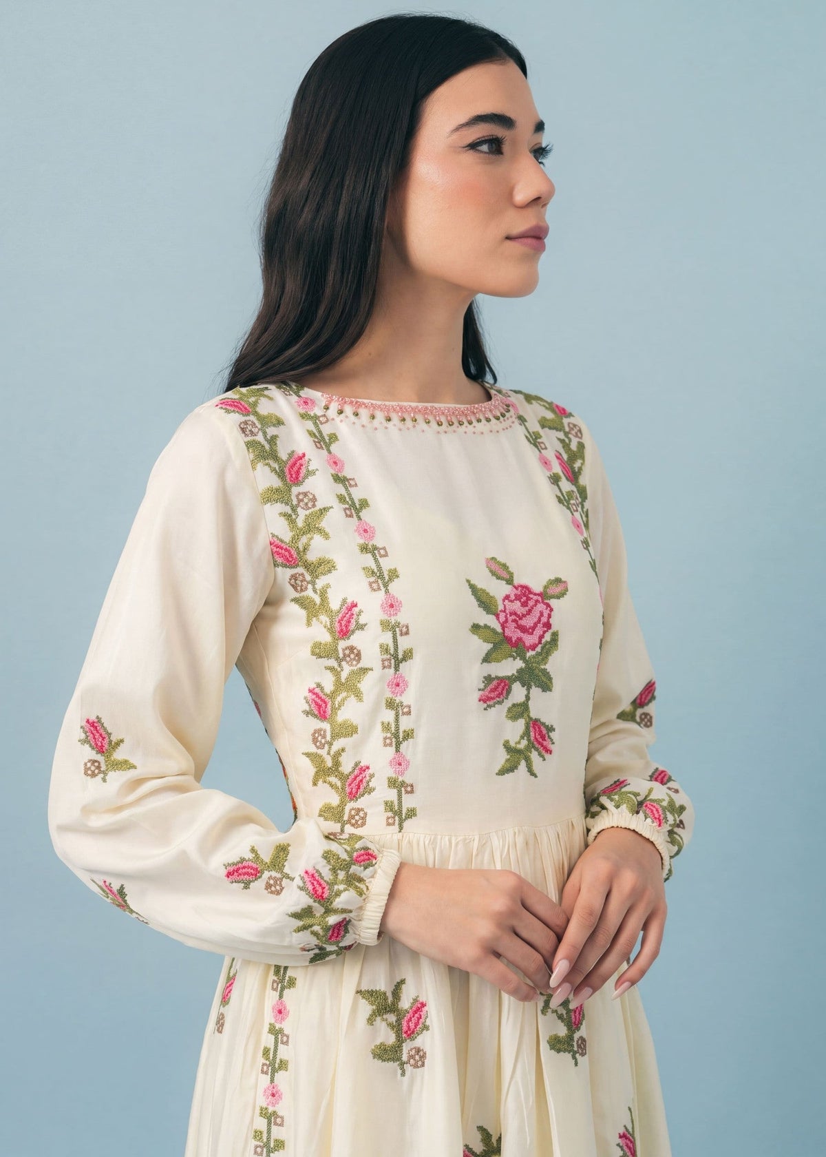 Ivory Linen Pishwas Latest Pakistani Suits Online in Dubai UAE Abudhabi Ajman Sharjah
