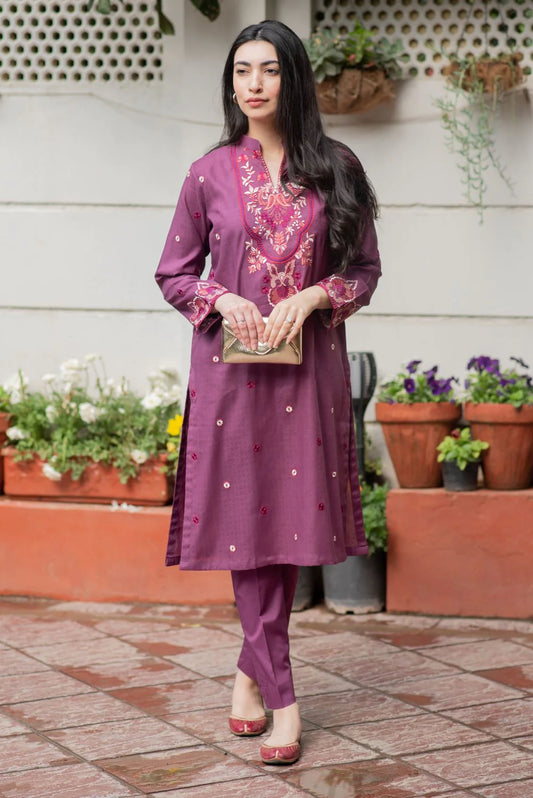 Embroidered Kurta with Straight Pants