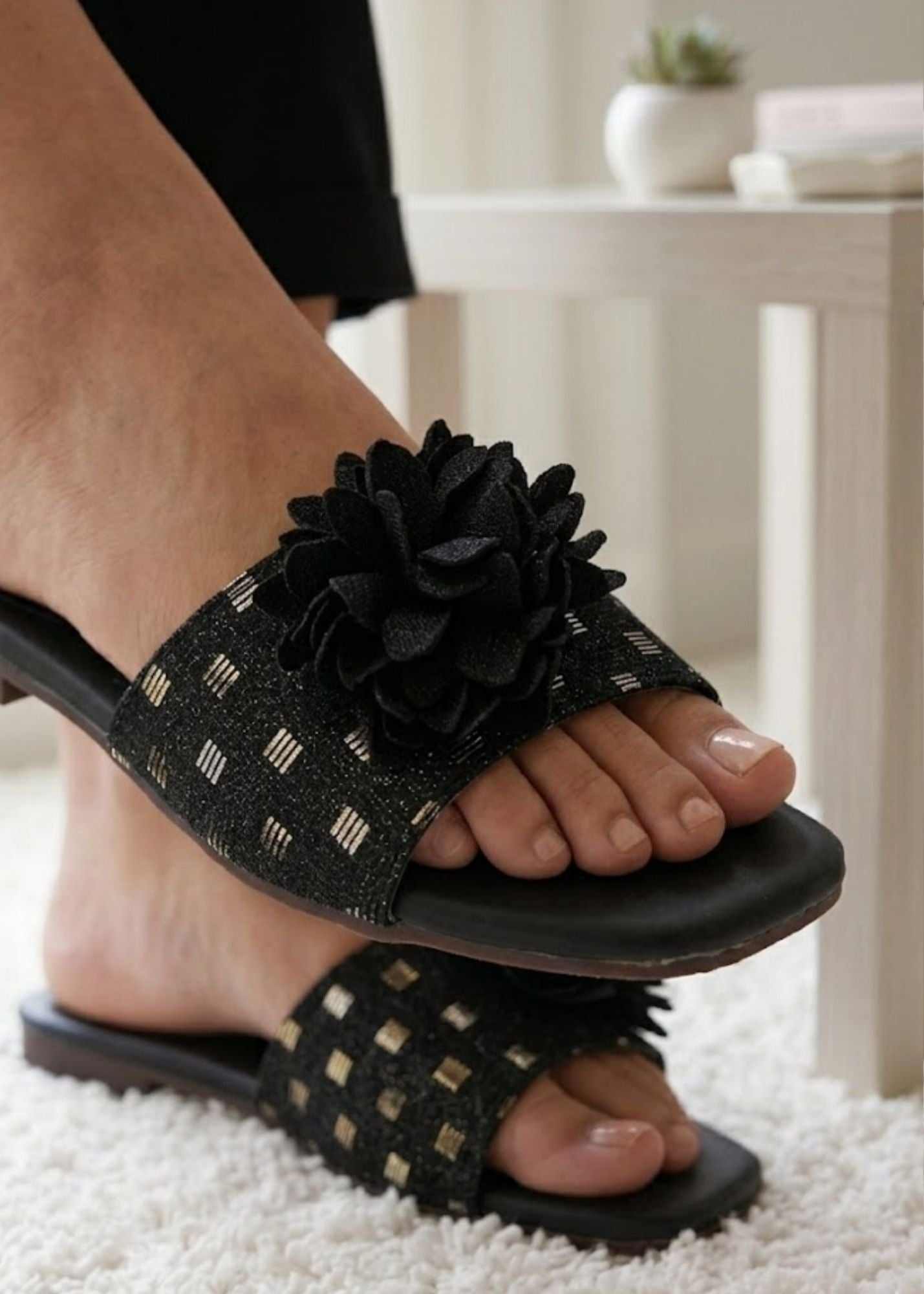 Ladies Black Cross-Strap Shoes Online in KSA Riyadh Saudi Arabia Oman Bahrain Qatar