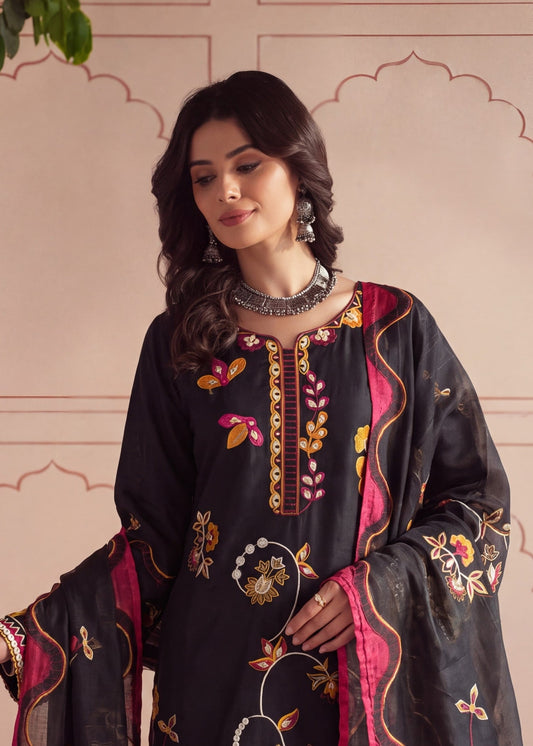 Ladies Black Embroidered Lawn Daily Wear Suit Online in UK USA Canada
