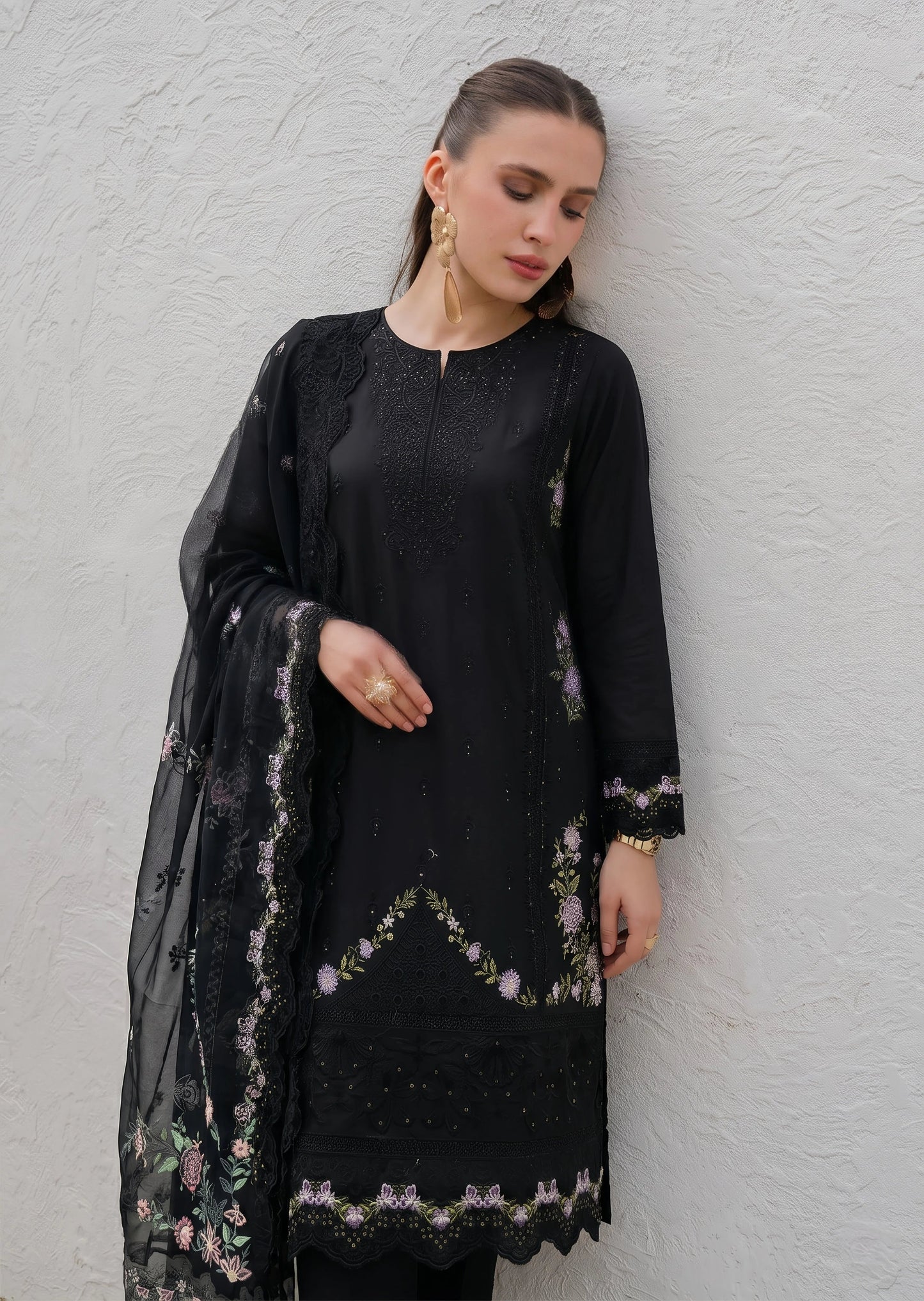 Ladies Black Embroidered Lawn Kurta Pajama Set Online in UK USA Canada