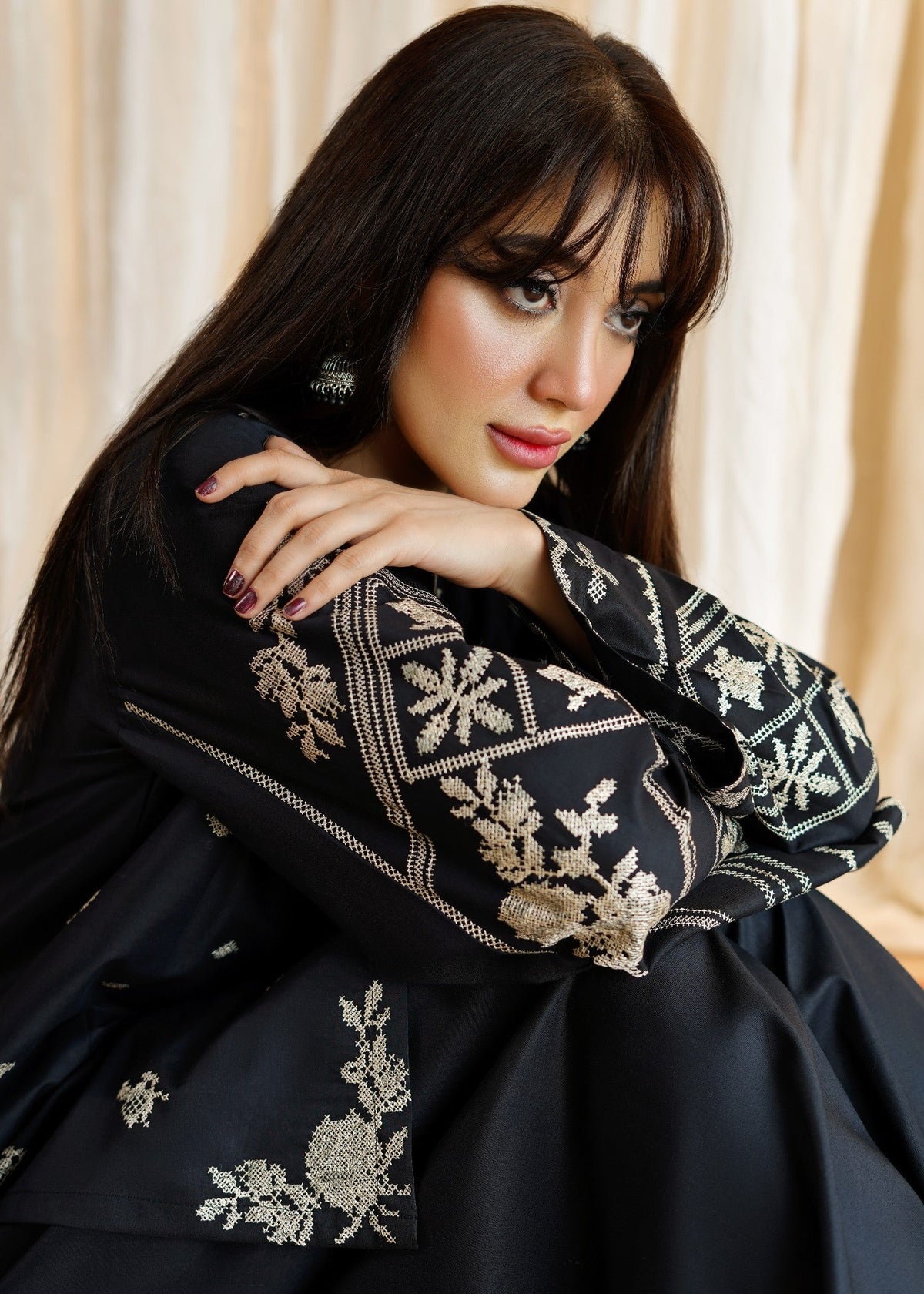 Ladies Black Embroidered Lawn Kurta Set Online in UK USA Canada