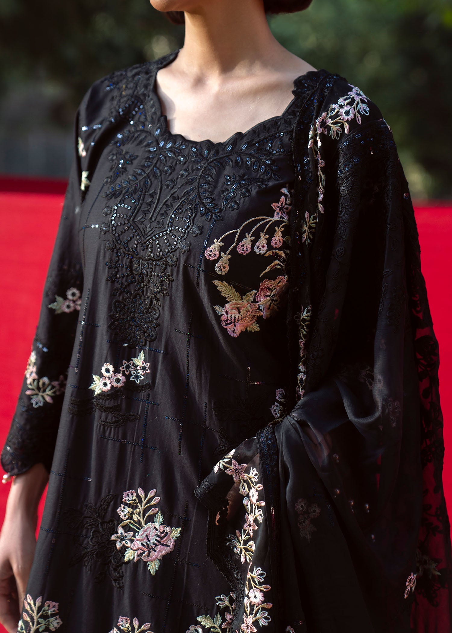 Ladies Black Embroidered Lawn Shalwar Kameez Online in UK USA Canada