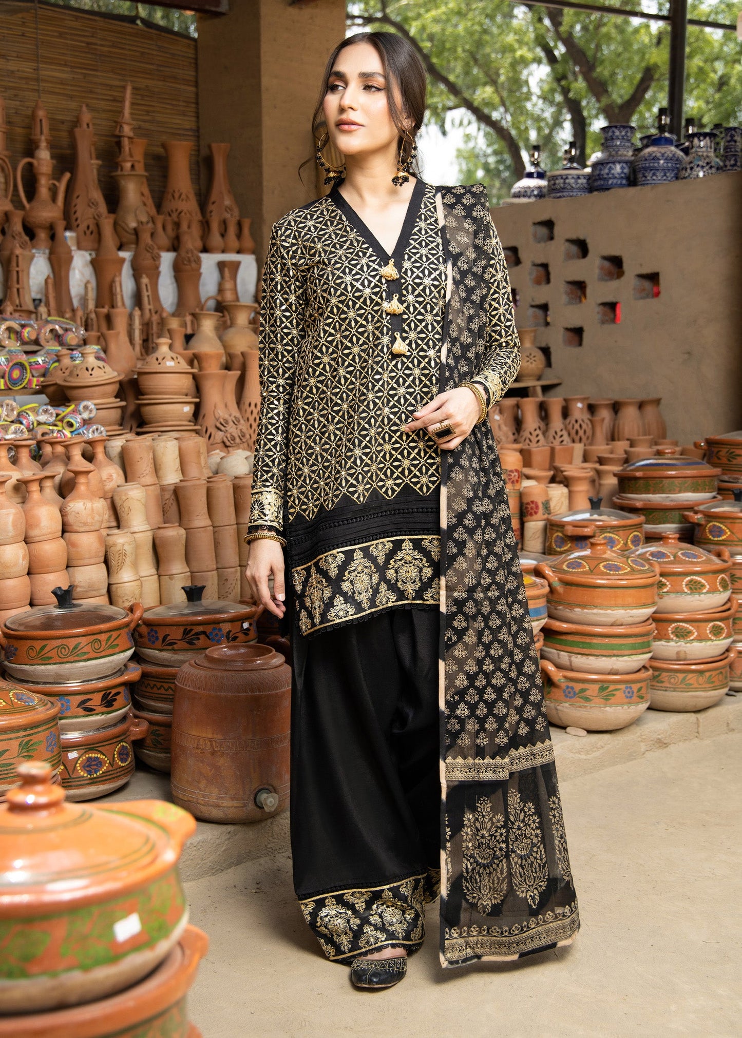Ladies Black Embroidered Viscose Shalwar Suit Online in Dubai UAE Abudhabi Ajman Sharjah