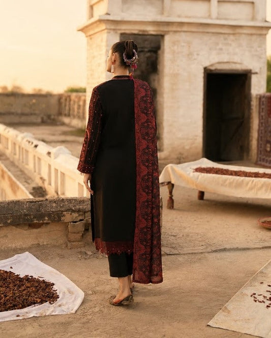 Ladies Black Floral Embroidered Lawn Salwar Kameez Online in KSA Riyadh Saudi Arabia Oman Bahrain Qatar
