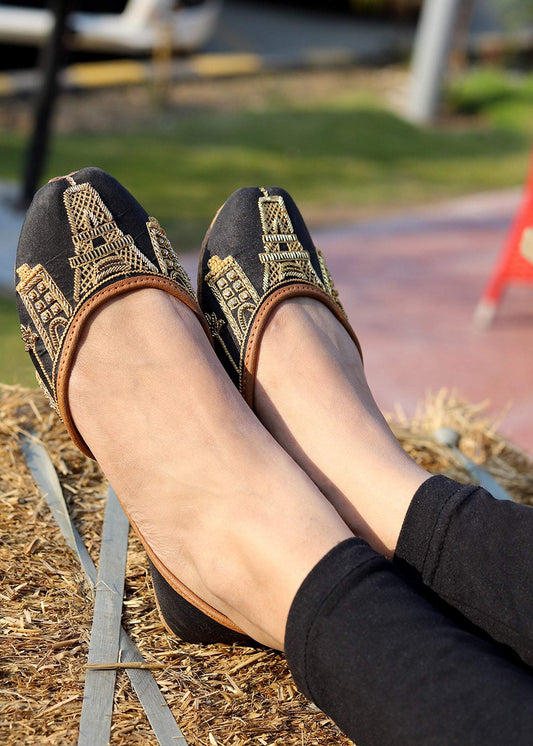 Ladies Black Leather Khussa Online in KSA Riyadh Saudi Arabia Oman Bahrain Qatar