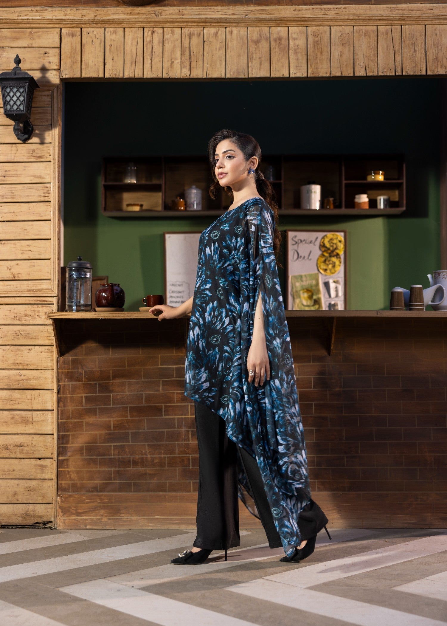 Ladies Blue Black Chiffon Salwar Kameez Online in KSA Riyadh Saudi Arabia Oman Bahrain Qatar