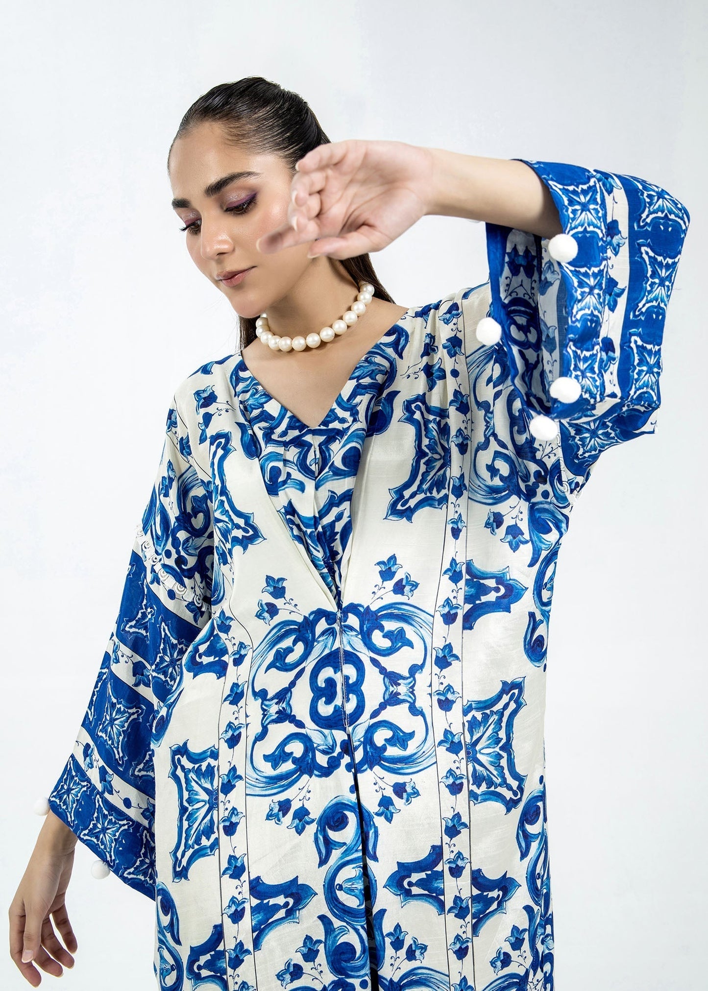 Ladies Blue Raw Silk Kaftan Suit Online in KSA Riyadh Saudi Arabia Oman Bahrain Qatar