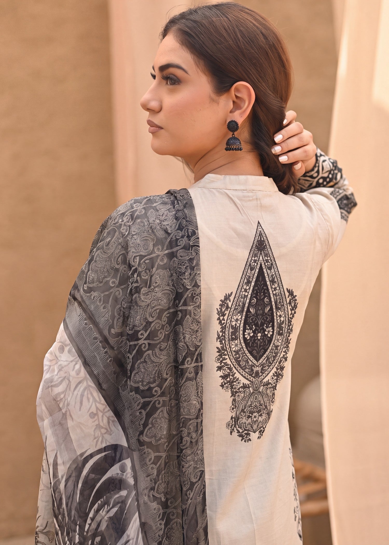 Ladies Chalk Color Printed Kurta Pajama Online in UK USA Canada