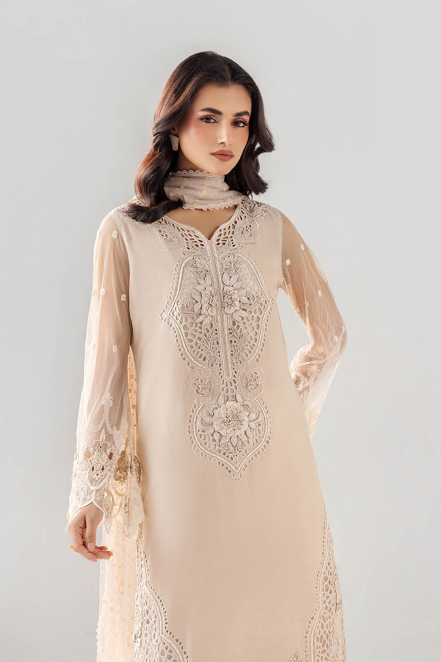 Ladies Cotton Designer Suit with 3D Work Online in KSA Riyadh Saudi Arabia Oman Bahrain Qatar