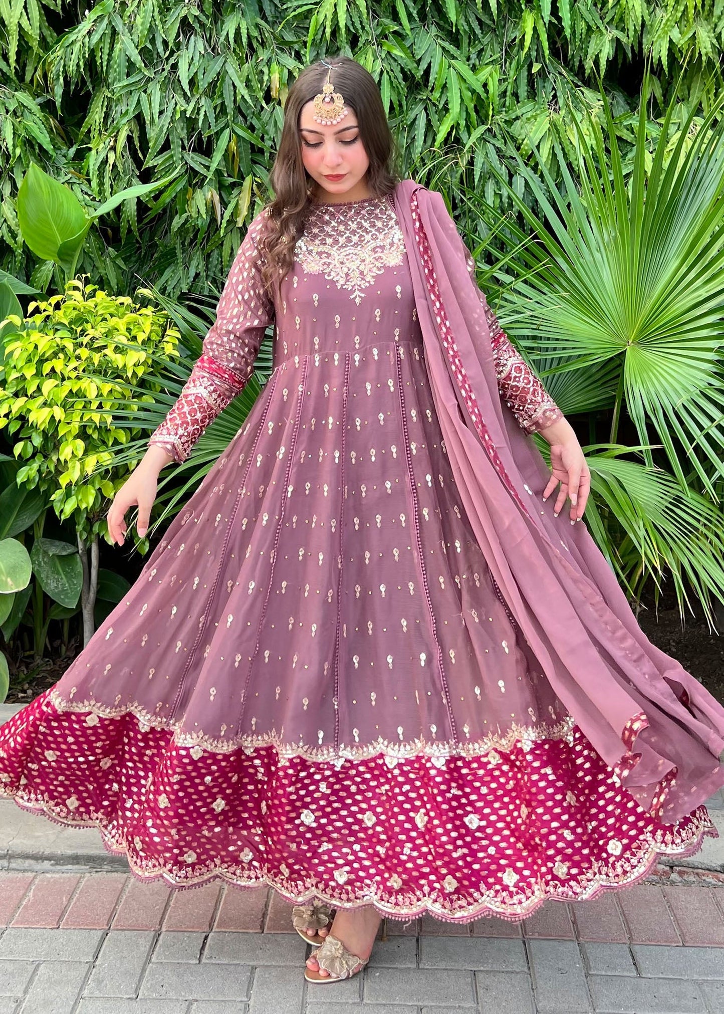 Ladies Embellished Mauve Pink Chiffon Shalwar Kameez Online in UK USA Canada