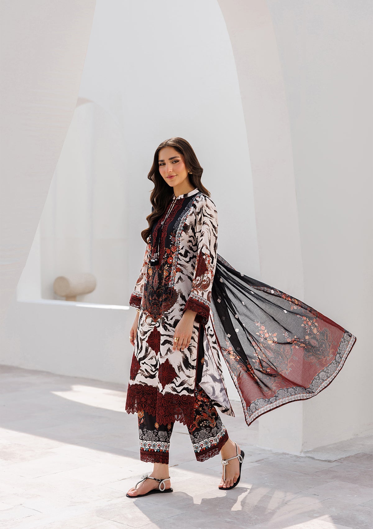Ladies Embroidered Black Lawn Shalwar Kameez Online in UK USA Canada