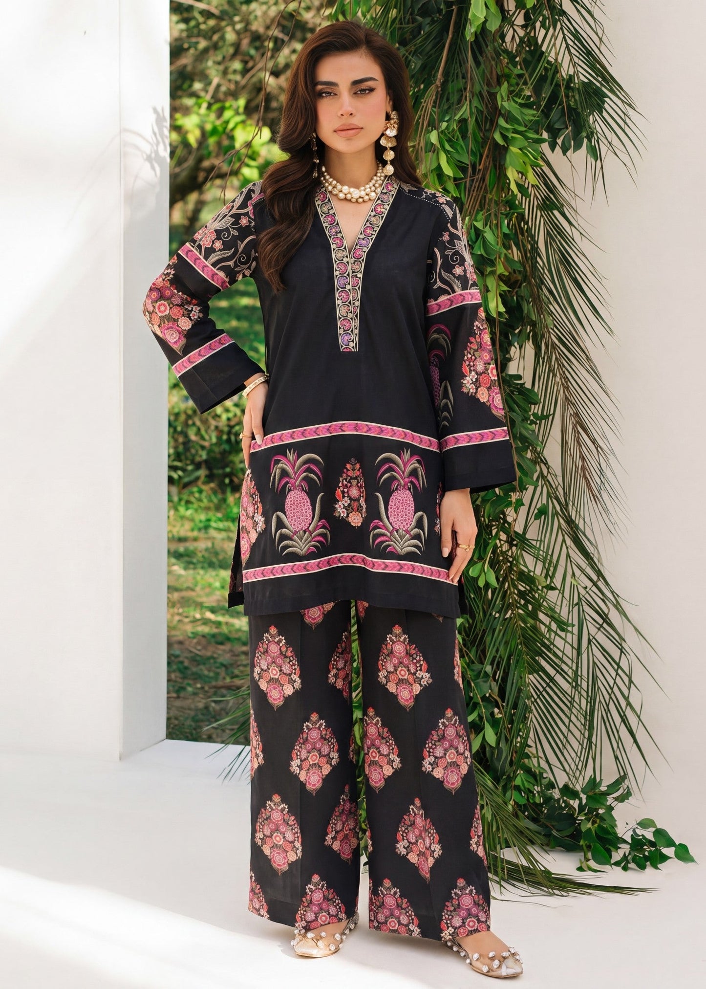 Ladies Embroidered Black Salwar Kameez Online in UK USA Canada