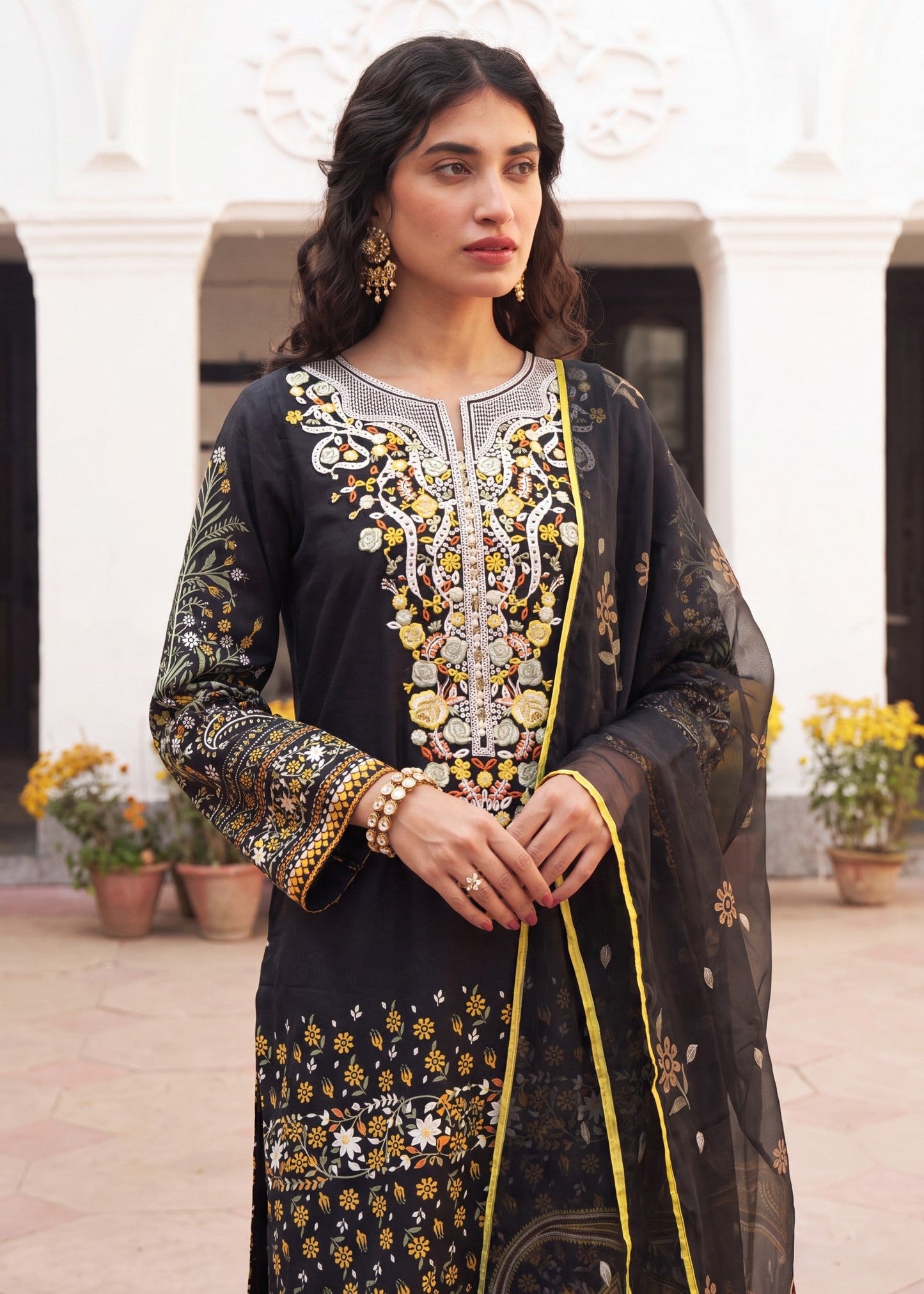 Ladies Embroidered Black Shalwar Kameez Online in UK USA Canada