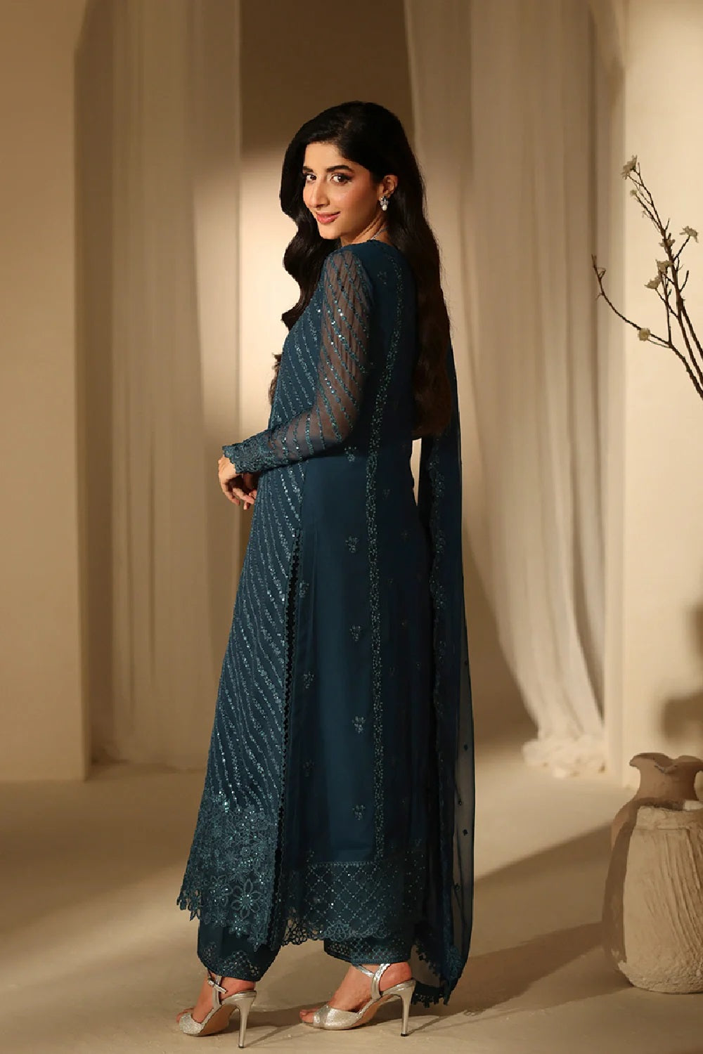 Ladies Embroidered Chiffon Shalwar Kameez Unstitched Online in UK USA Canada
