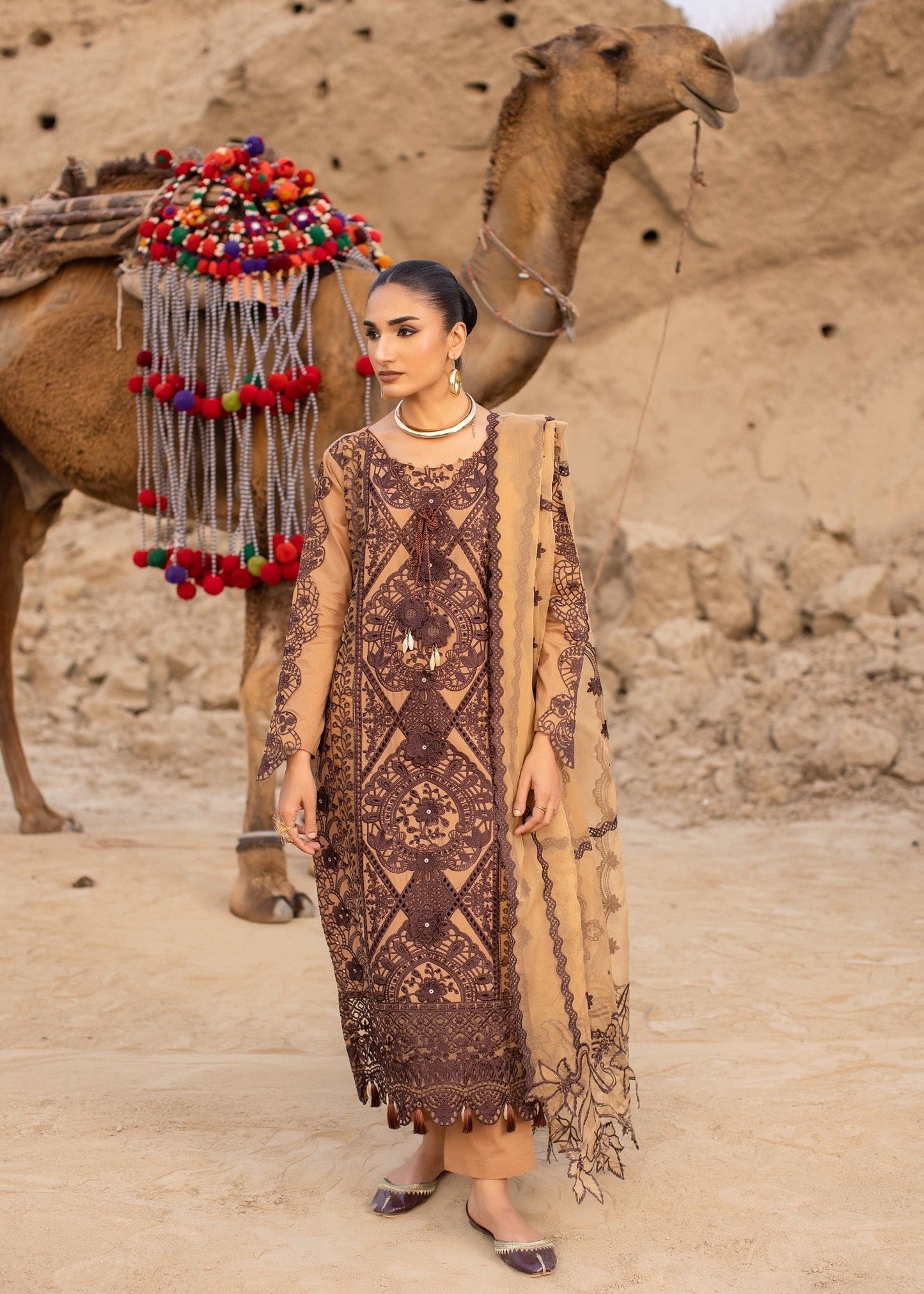 Ladies Embroidered Cotton Kurta with Organza Dupatta Online in UK USA Canada