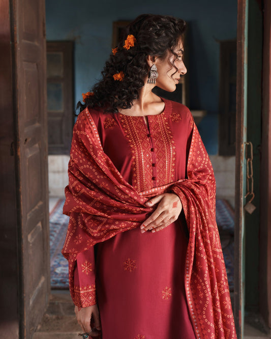 Ladies Embroidered Cotton Lawn Shalwar Kameez Online in UK USA Canada