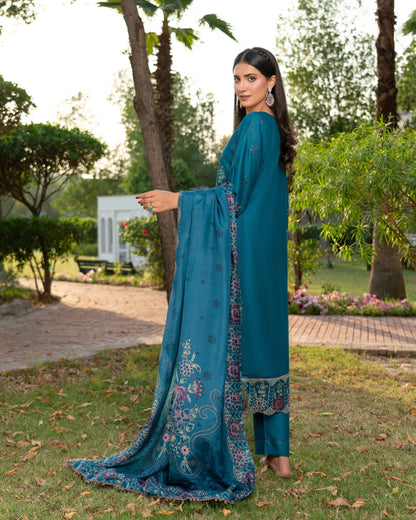 Ladies Embroidered Lawn Shalwar Kameez Online in KSA Riyadh Saudi Arabia Oman Bahrain Qatar