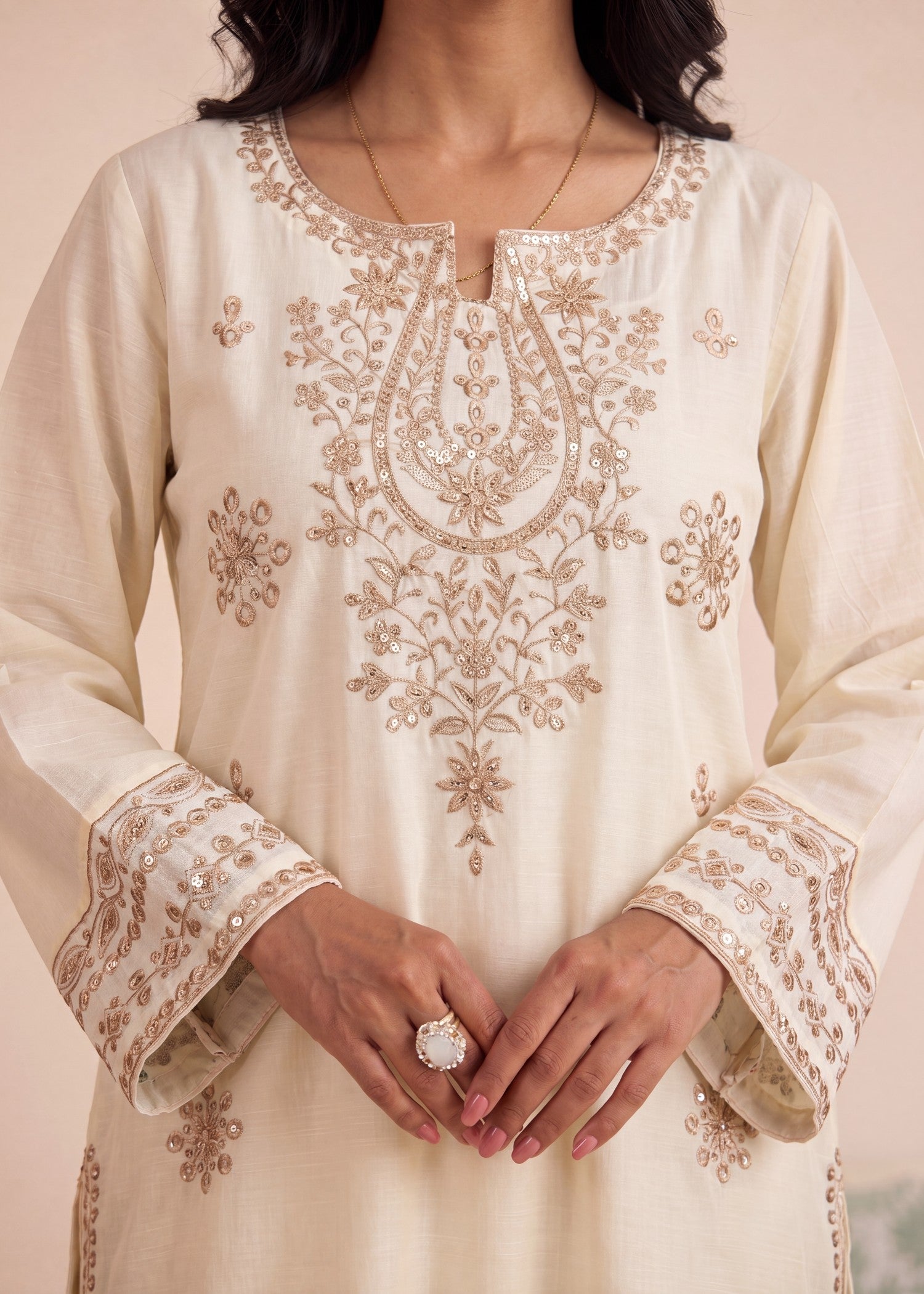 Ladies Embroidered Lawn Shalwar Suit Online in UK USA Canada