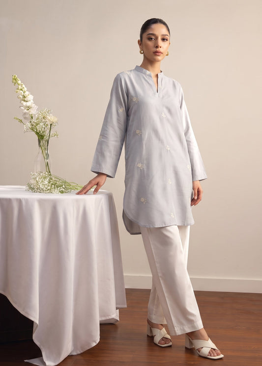 Ladies Embroidered Lawn Straight Cut Kurta Trouser Online in KSA Riyadh Saudi Arabia Oman Bahrain Qatar