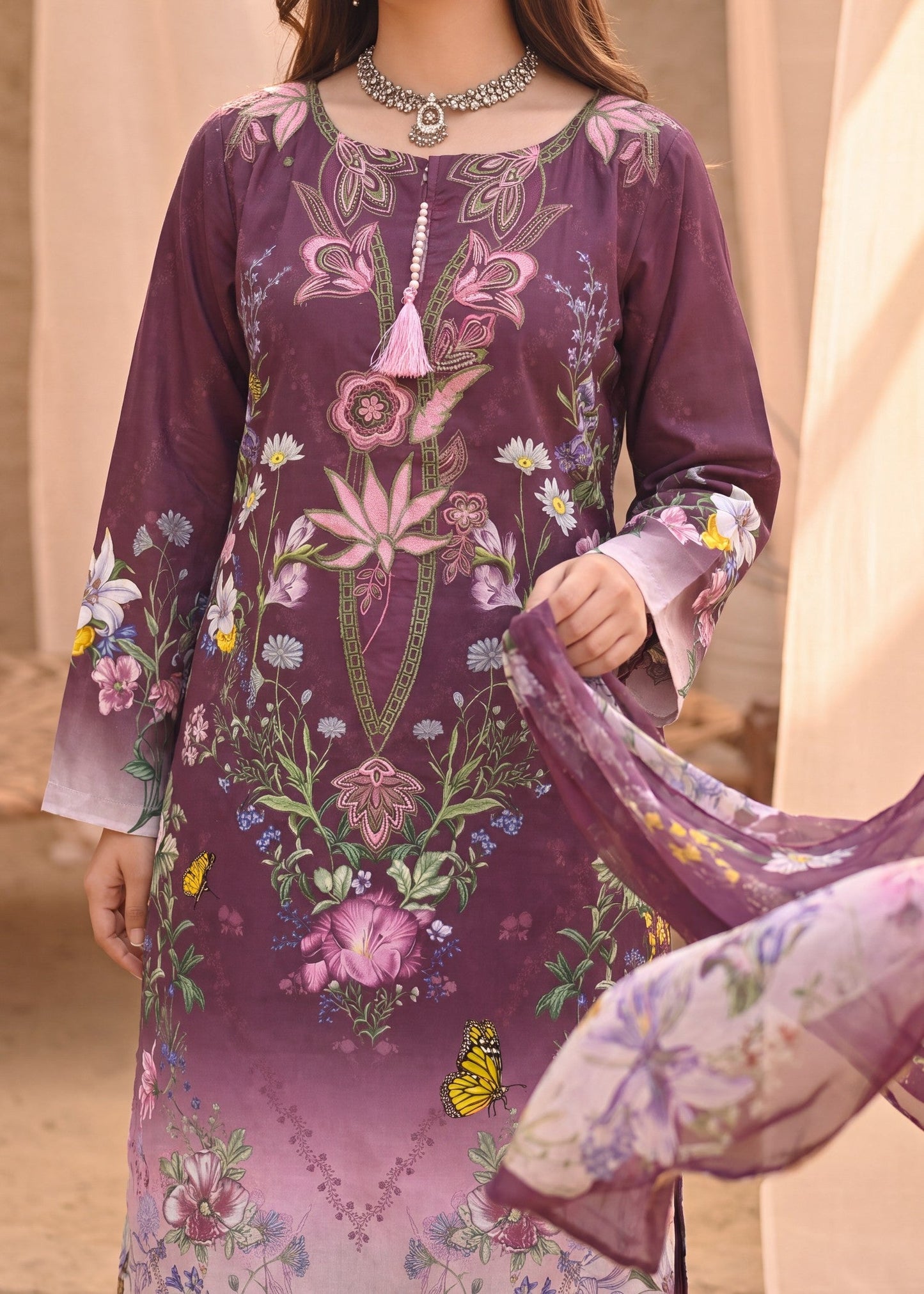 Ladies Embroidered Lawn Suit Online in UK USA Canada