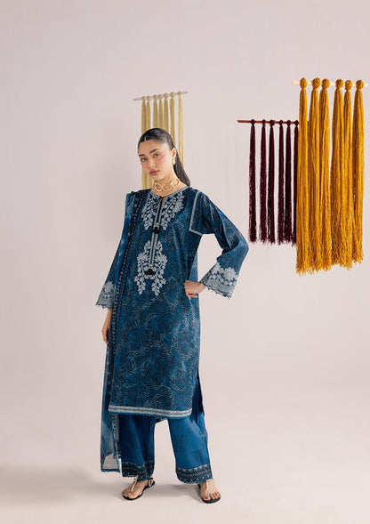 Ladies Embroidered Lawn Suit Online in UK USA Canada