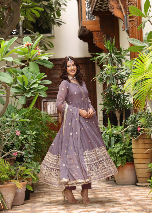 Ladies Embroidered Mauve Pink Pishwas Suit Online in UK USA Canada