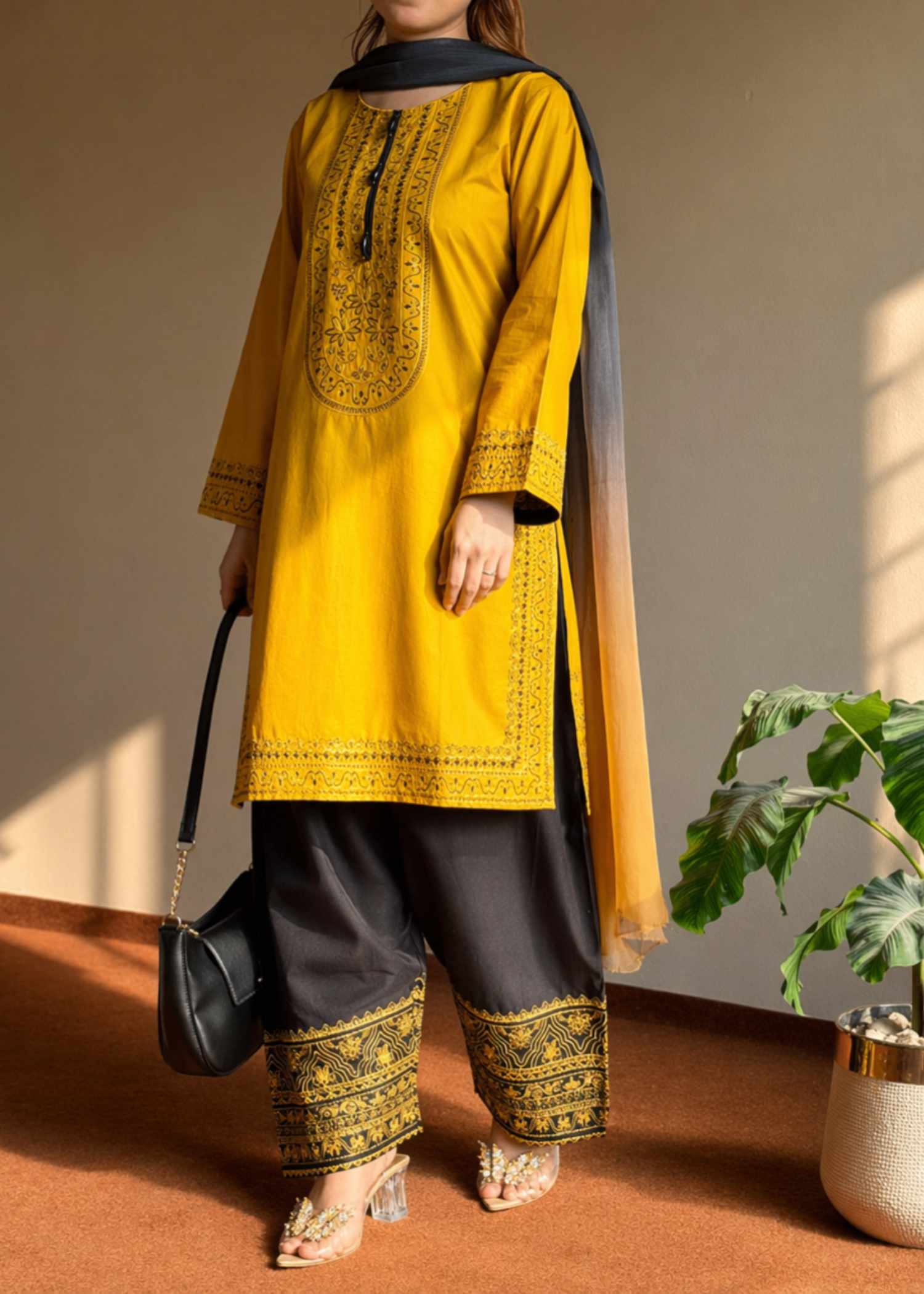 Ladies Embroidered Mustard Lawn Farshi Suit Online in UK USA Canada