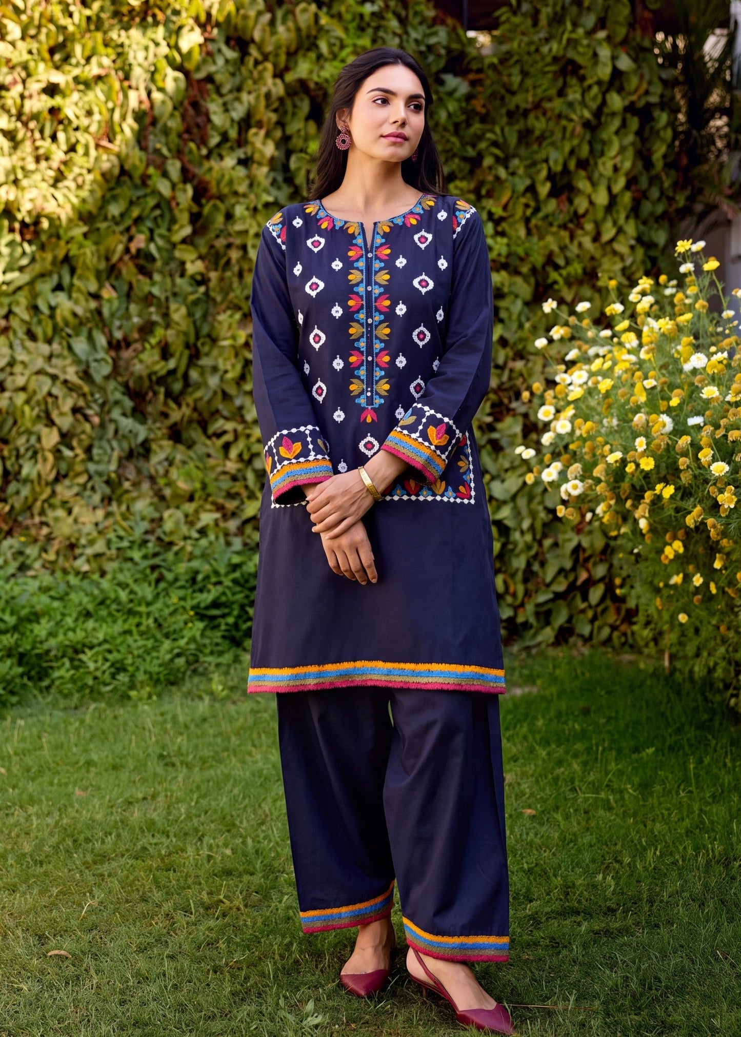 Ladies Embroidered Navy Blue Shalwar Kameez Online in UK USA Canada