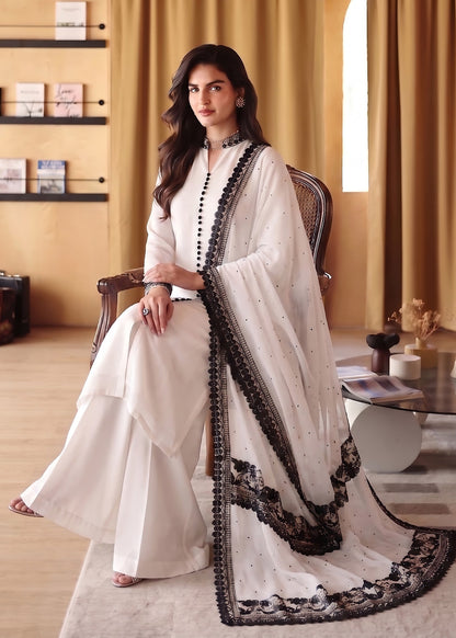 Ladies Embroidered Off-White Chiffon Salwar Kameez Online in UK USA Canada