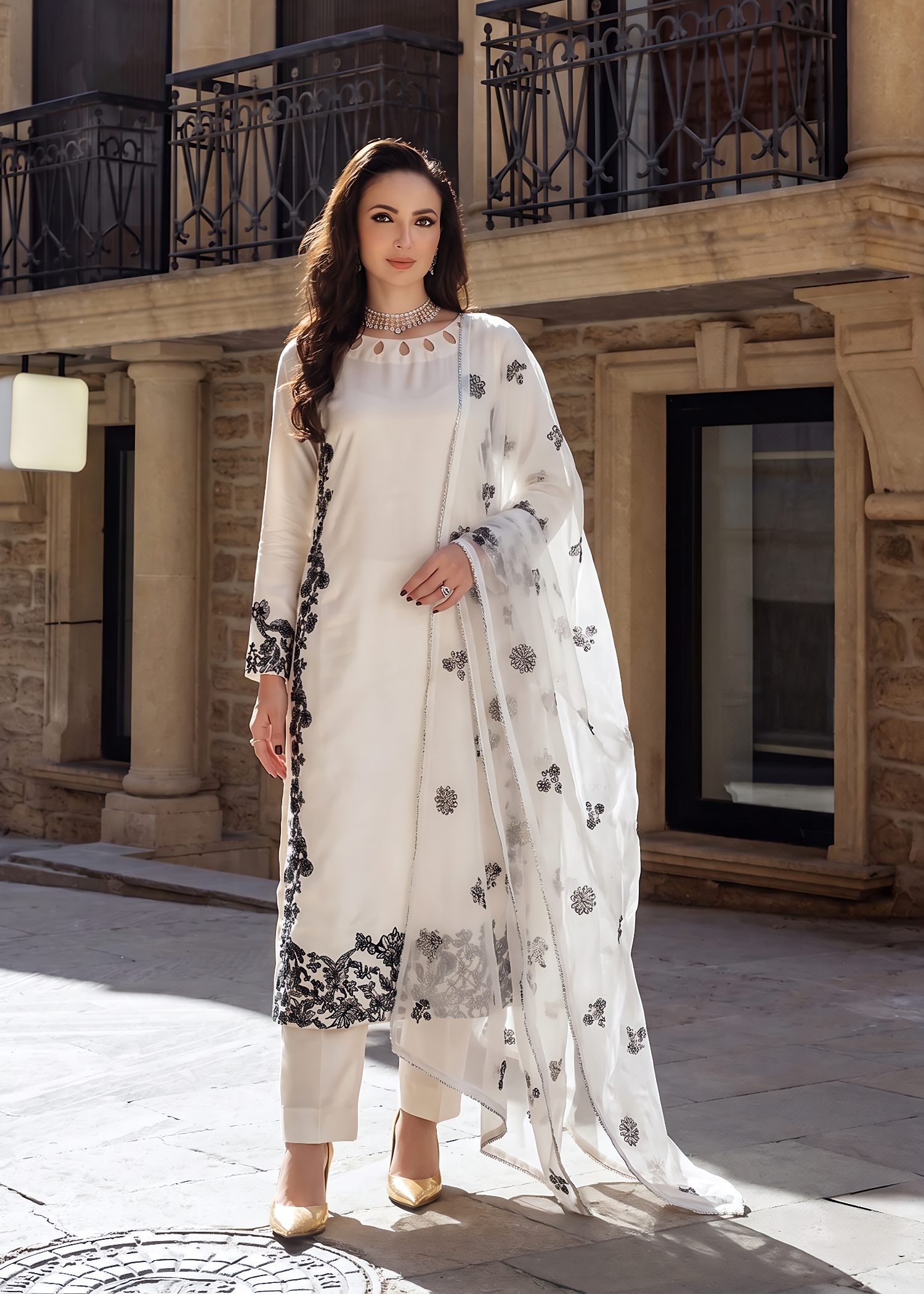 Ladies Embroidered Organza Dupatta Salwar Suit Online in UK USA Canada