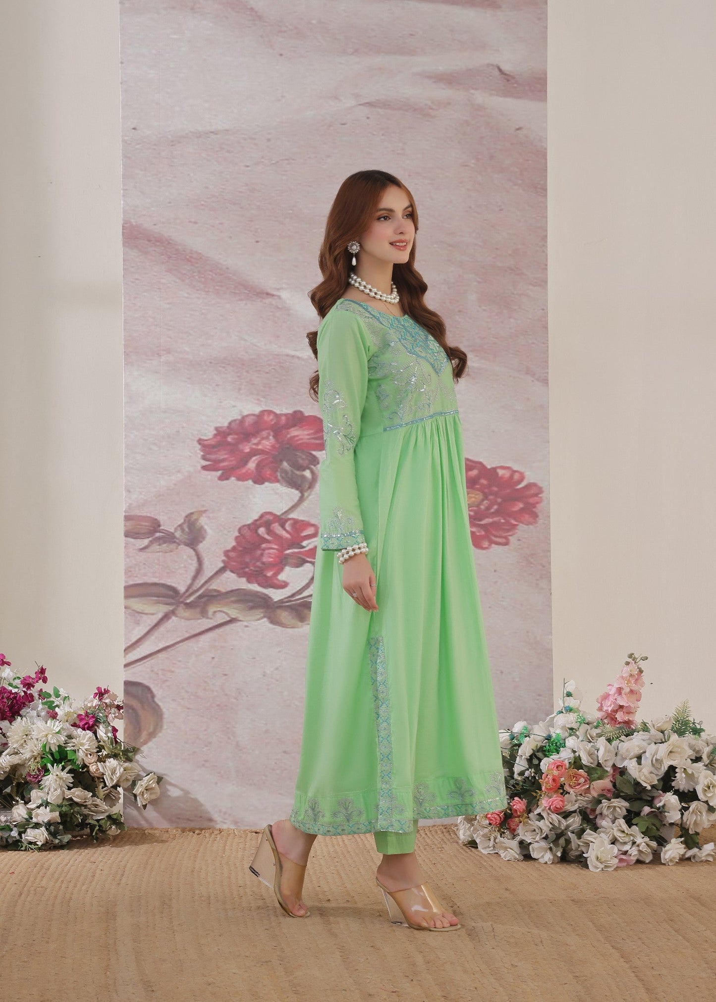 Ladies Embroidered Pastel Green Lawn Kaftan Set Online in UK USA Canada