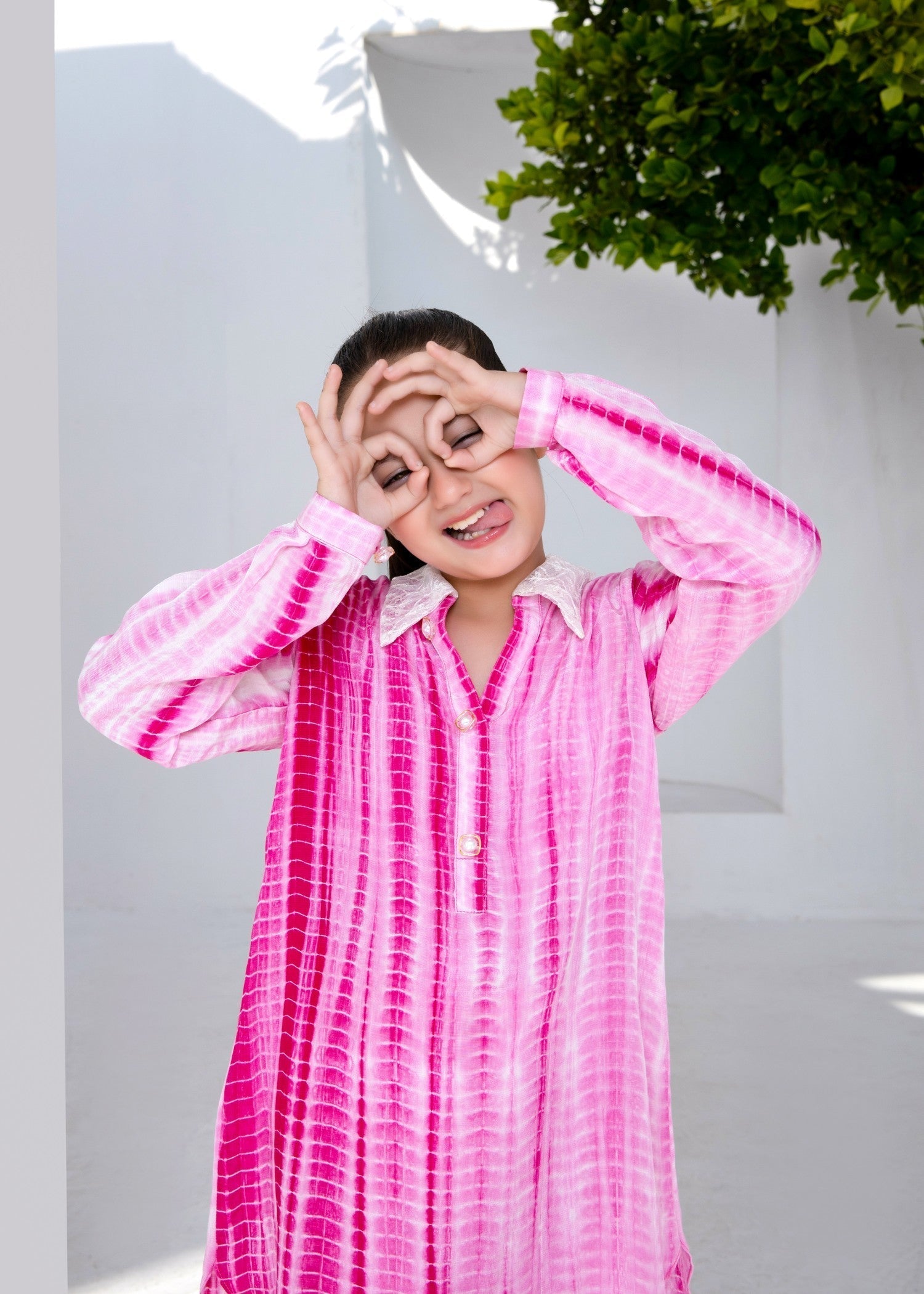 Ladies Embroidered Raw Silk Kurta Set Online in KSA Riyadh Saudi Arabia Oman Bahrain Qatar