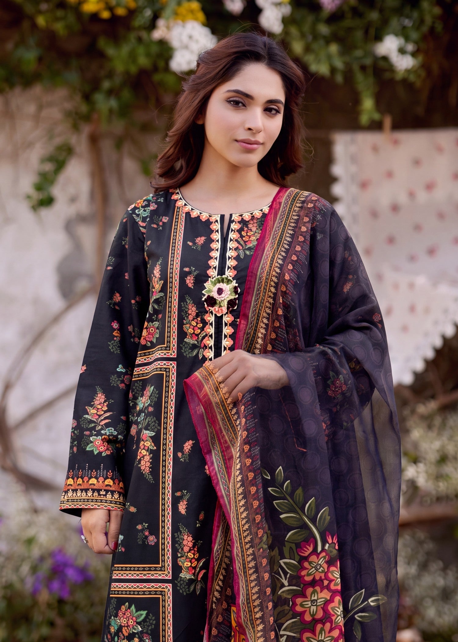 Ladies Embroidered Shalwar Kameez Online in UK USA Canada