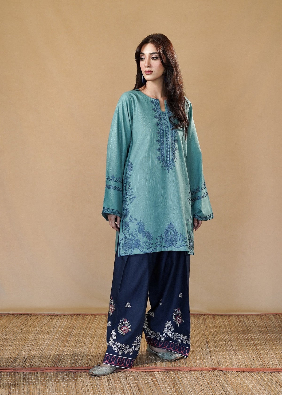 Ladies Embroidered Slub Khaddar Kurta Set Online in UK USA Canada
