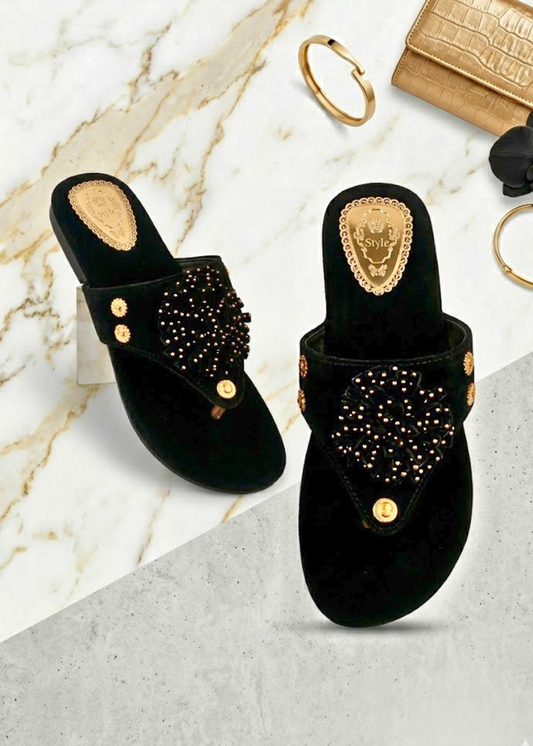 Ladies Embroidered Velvet Jutti Shoes Online in KSA Riyadh Saudi Arabia Oman Bahrain Qatar