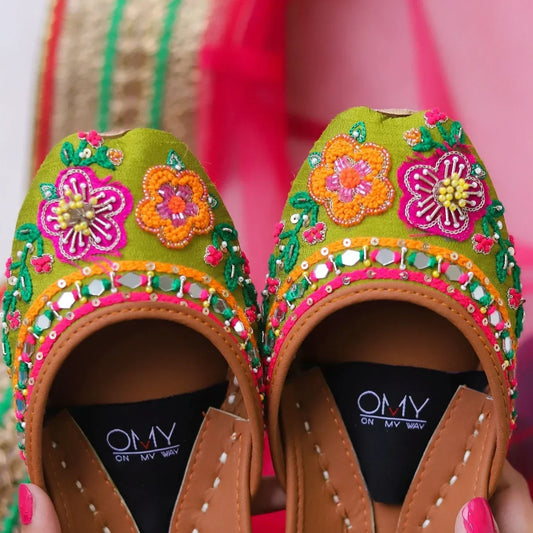 Ladies Ethnic Shoes Online in UK USA Canada