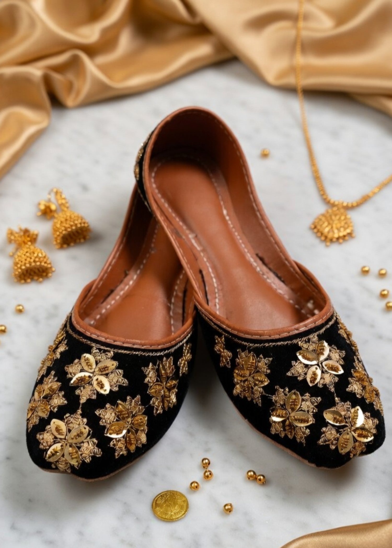 Ladies Ethnic Velvet Jutti Online in KSA Riyadh Saudi Arabia Oman Bahrain Qatar